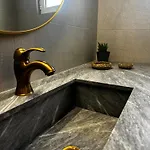 Appartement Olive And Stone Kini